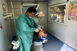 ارائه ی خدمات رایگان دندانپزشکی به محله طرازکوه رشت